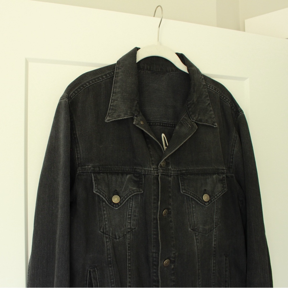 GUCCI “Blind For Love” Embroidered Denim Jacket — RARE - Picture 8 of 16